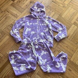 Velour tie dye sweatshirt/pants set